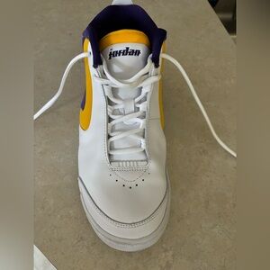 Jordan Big Fund “Lakers” edition. Purple/Gold/White. Size 8.5
